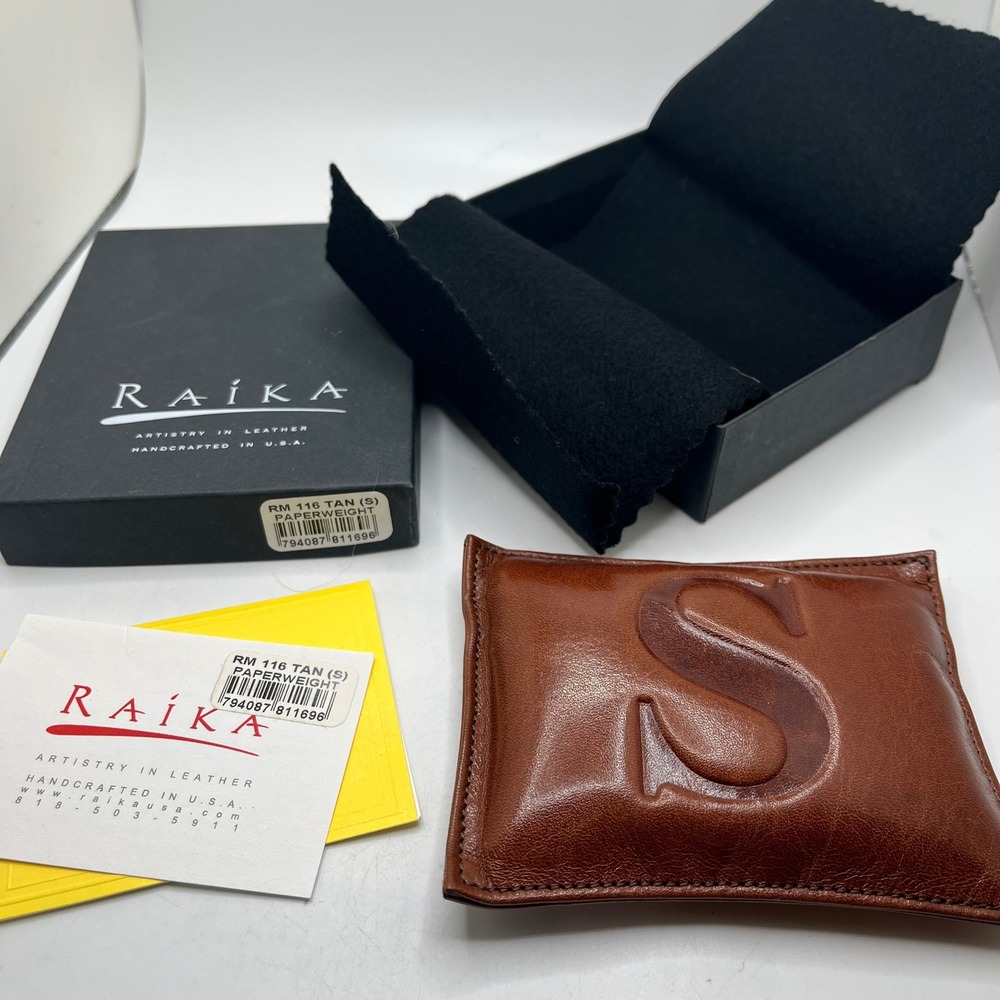 Raika Leather Paperweight "S" Initial Tan Handcrafted USA Box & Tag